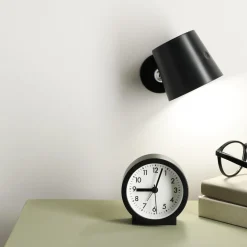 Analog vekkerklokke med lydløse visere, 8,9 cm