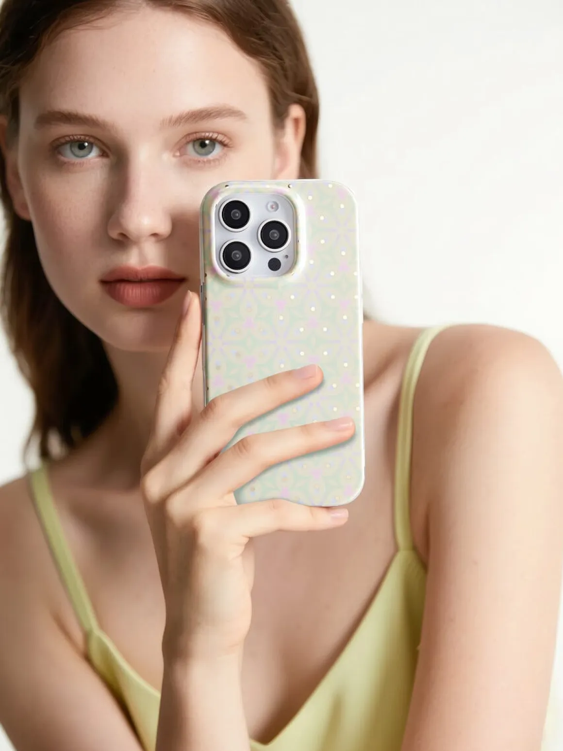 Anmiki Dots mobildeksel for iPhone 17e/16e/15/14/13