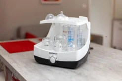 Baby Brezza SuperFast Sterilizer Dryer flaskesterilisator og -tørker