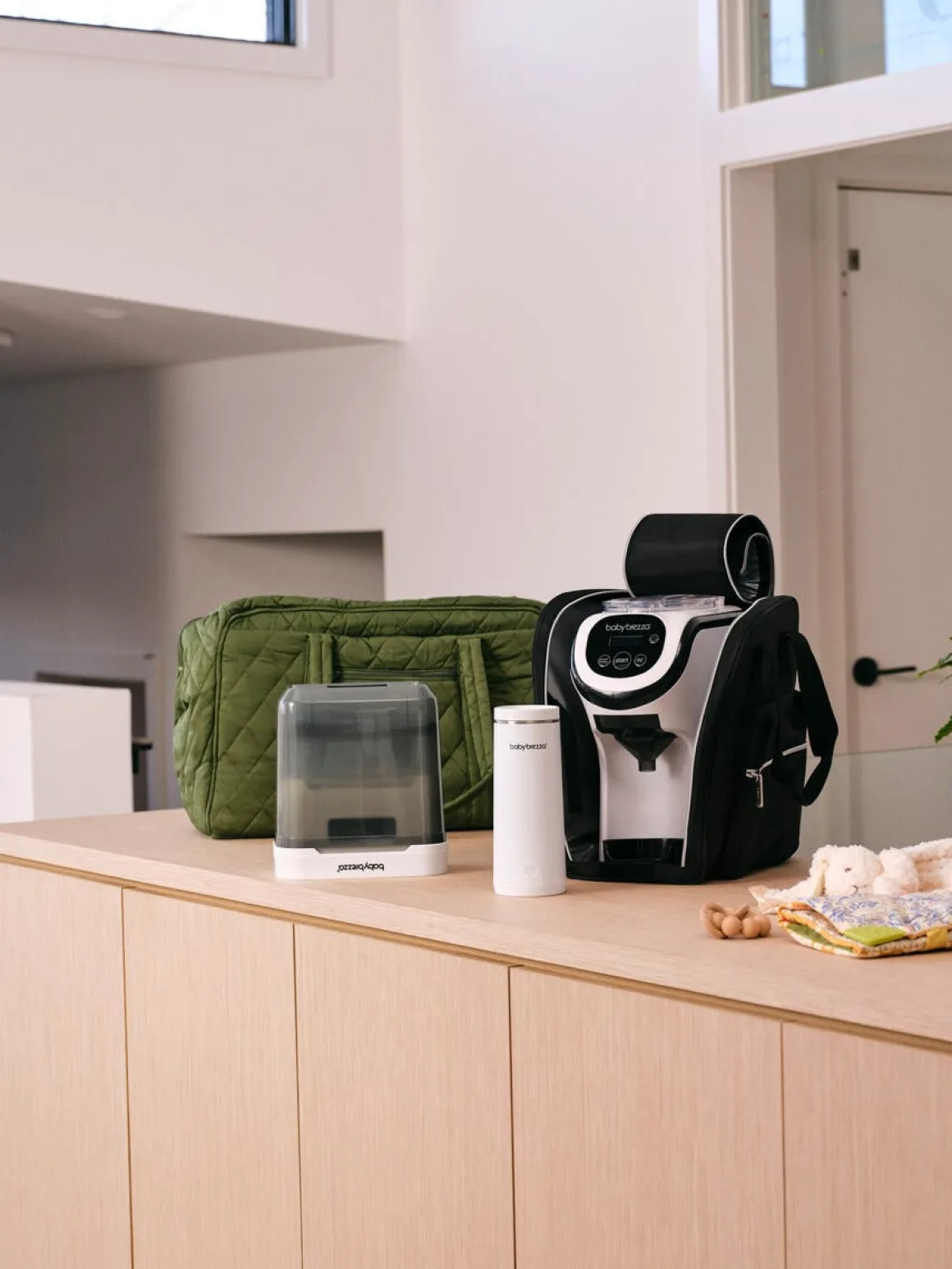 Baby Brezza Formula Pro Mini melkemaskin, automatisk