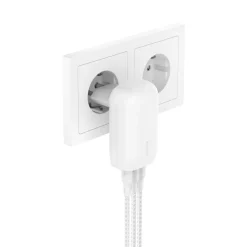 Belkin BoostCharge hurtiglader USB-C 67 W, 3 porter