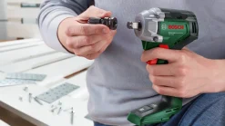 Bosch Universal ImpactDrive muttertrekker 18V-350