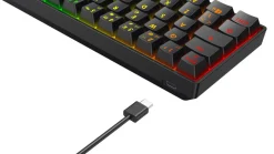 Deltaco Gaming DK470 tastatur 60 prosent, RGB, svart