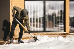 Fiskars X-series snøskuffe