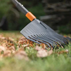 Fiskars OneClick rive til løv, plast, stor