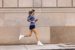 Garmin Venu X1 aktivitetsklokke med samtalefunksjon