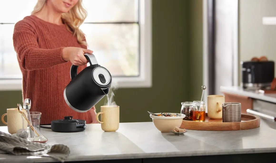 KitchenAid vannkoker med temperaturinnstilling, 1,7 l 5KEK1701E