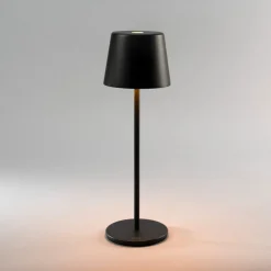 Konstsmide Vence bordlampe med USB-lading