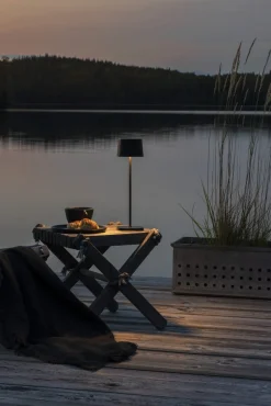Konstsmide Capri bordlampe USB dimbar utendørs