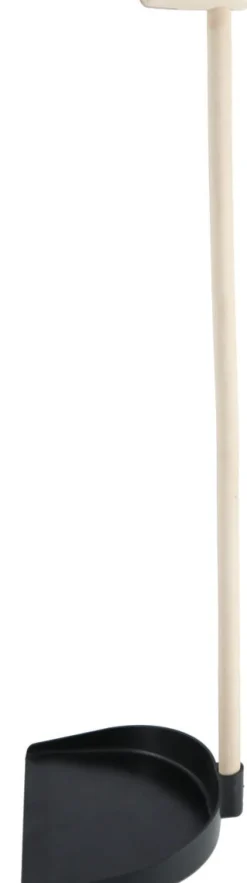 Kort og feiebrett i tre og plast, 90 cm