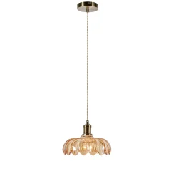 Markslöjd Kurage taklampe glass og antikk messing-look