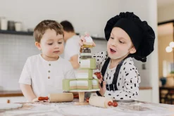 Micki lekekake i tre, fra 3 år
