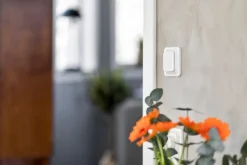 Nexa MWTT-1 veggsender med Eljo Trend dekkramme