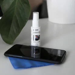 North skjermrens med pusseklut for mobil, 2 x 30 ml