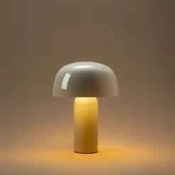 Northlight Nova bordlampe med dreibar skjerm, 30 cm