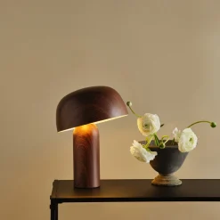 Northlight Nova bordlampe med dreibar skjerm, 30 cm