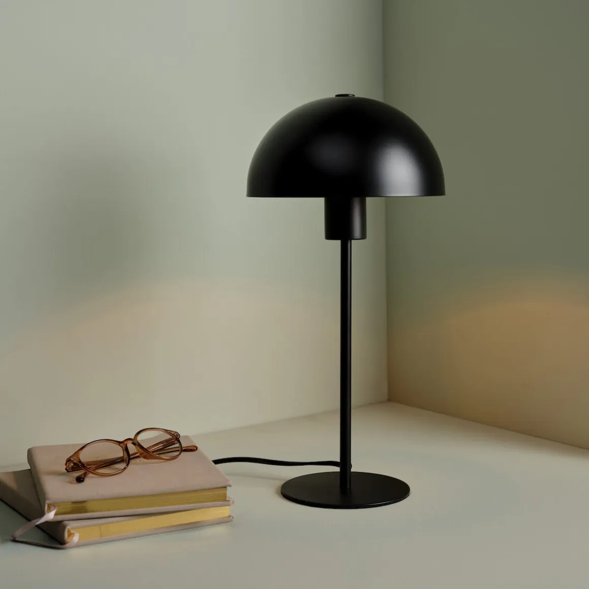 Northlight Ville bordlampe, 40 cm, svart