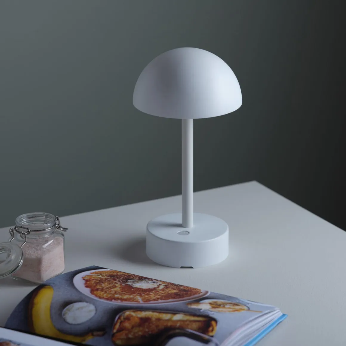 Northlight trådløs bordlampe, oppladbart batteri, hvit