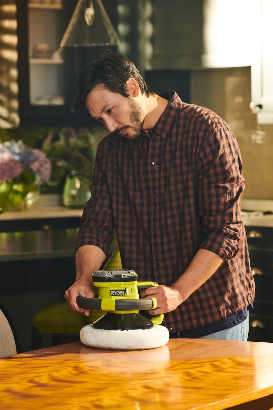 Ryobi batteridrevet poleringsmaskin 254 mm RBP18250-0
