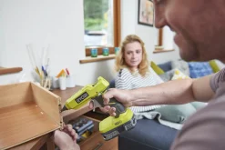 Ryobi R18GLU-0 limpistol