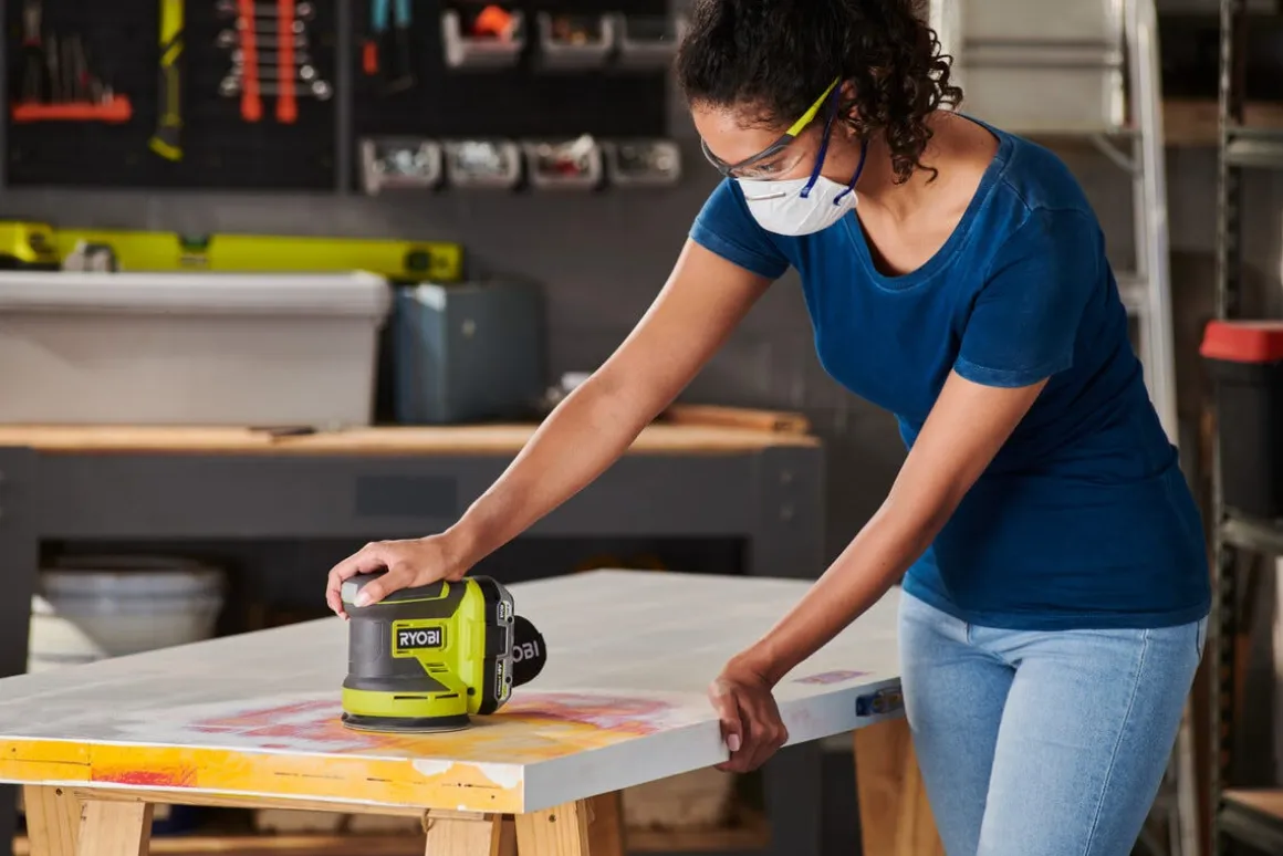 Ryobi R18ROSN-0 eksentersliper One+ 18V, batteridrevet