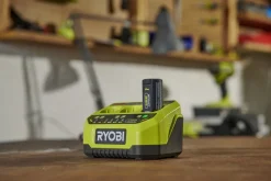 Ryobi USB Lithium 4 V hurtiglader 3 porter RC43P