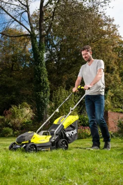 Ryobi gressklipper 18 V, 4 Ah-batteri, RLM18X33B40
