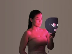 Shark CryoGlow LED-maske med kjølende øyebehandling