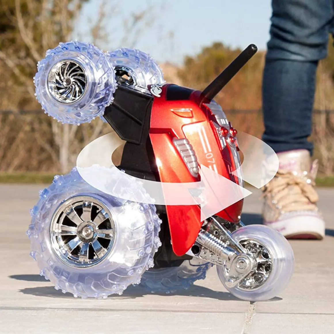 Sharper Image Thunder Tumbler radiostyrt bil, fra 6 år