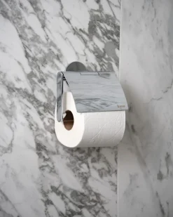 Smedbo DOT selvklebende toalettpapirholder med lokk