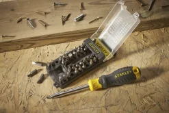 Stanley STHT0–70885 skrutrekker med 34 bits