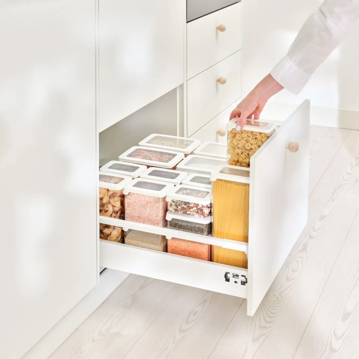 Symmetry oppbevaringsboks i plast