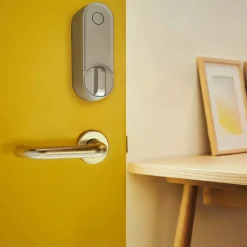 Yale Linus L2 smartlås med Yale Dot, ytterdør